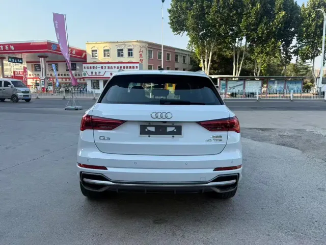 Audi Q3 — Фото автомобиля 8