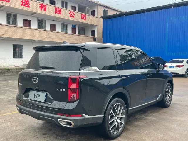 GAC Trumpchi GS8 — Фото автомобиля 5
