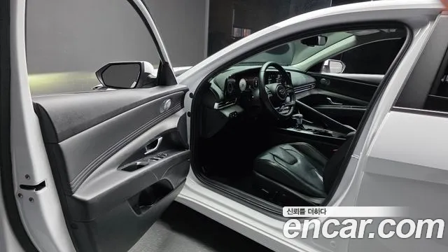 Hyundai Avante CN7 — Фото автомобиля 10