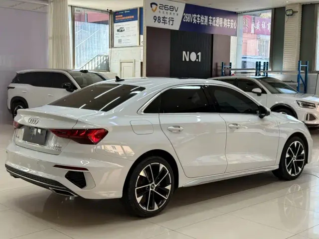 Audi A3 — Фото автомобиля 4