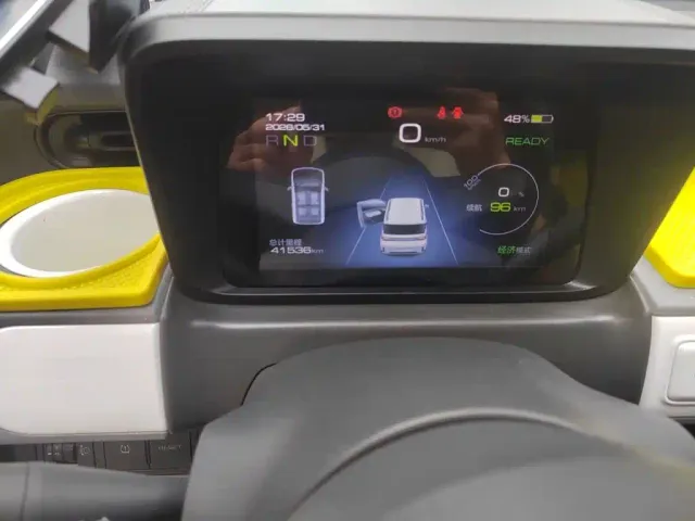 Wuling Hongguang Mini EV — Фото автомобиля 4