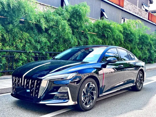 Фотография автомобиля — Hongqi H6