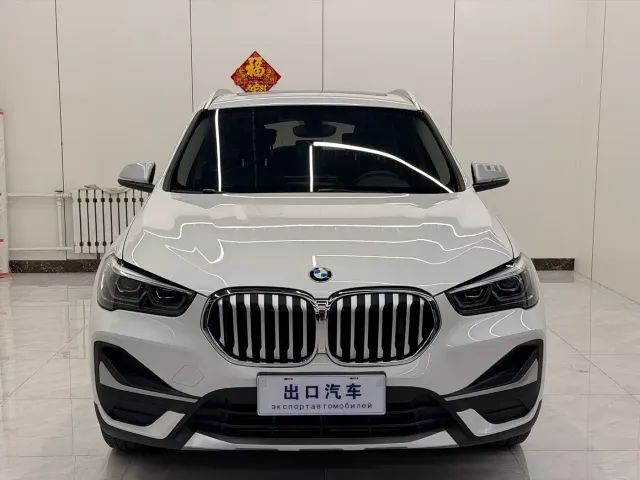 BMW X1 — Фото автомобиля 2