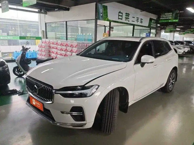 Фотография автомобиля — Volvo XC60