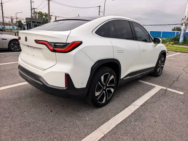 Nio EC6 — Фото автомобиля 5