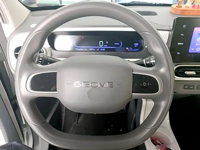 Geely Panda — Фото автомобиля 10