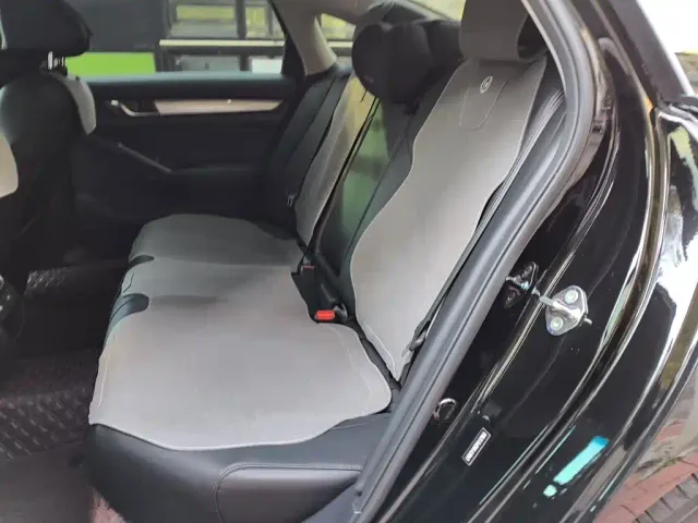 Honda Accord — Фото автомобиля 13