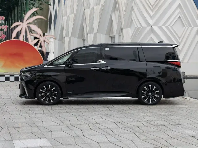 Toyota Alphard 2024 Hybrid 2.5L Prestige Edition — Фото автомобиля 7