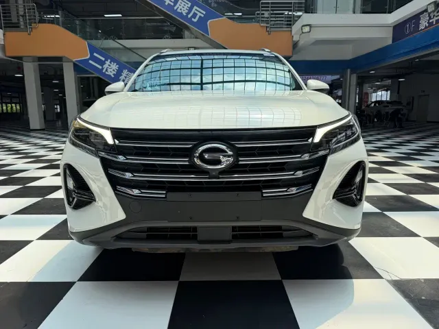 GAC Trumpchi GS4 — Фото автомобиля 2
