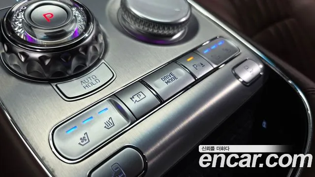 Genesis G90 Бензин 3.5 турбо AWD — Фото автомобиля 22