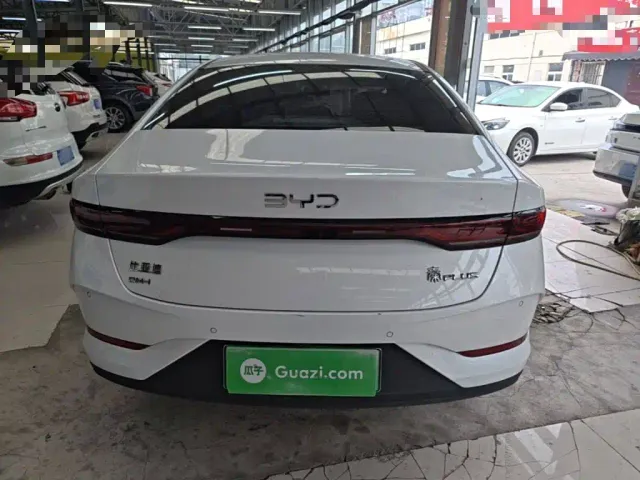 BYD Qin PLUS — Фото автомобиля 5