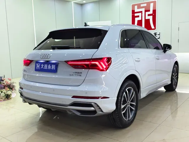 Audi Q3 — Фото автомобиля 4