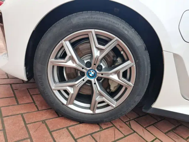 BMW i3 — Фото автомобиля 22
