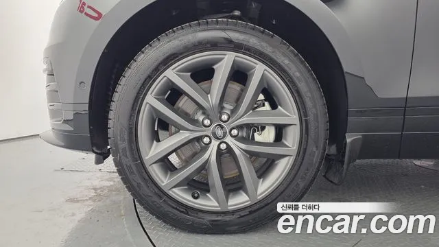 Land Rover Range Rover Velar — Фото автомобиля 8