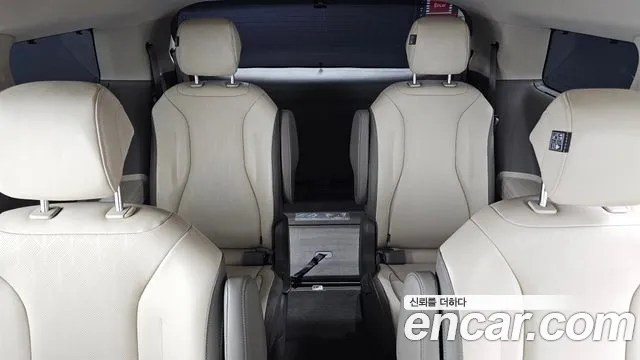 Kia Carnival 4th Gen — Фото автомобиля 17