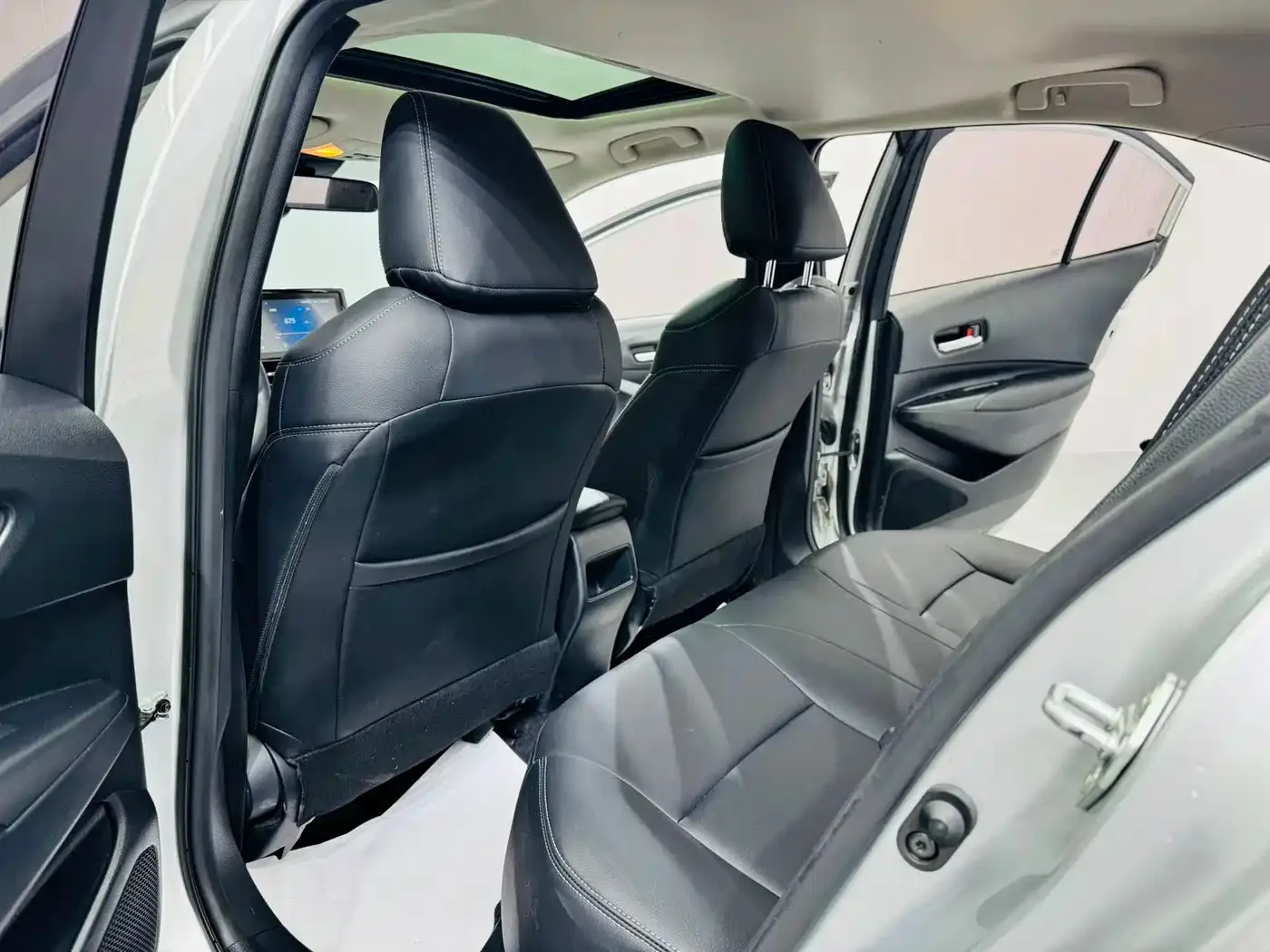 Toyota Corolla 2022 1.2T S-CVT Pioneer PLUS Edition — Фото автомобиля 11