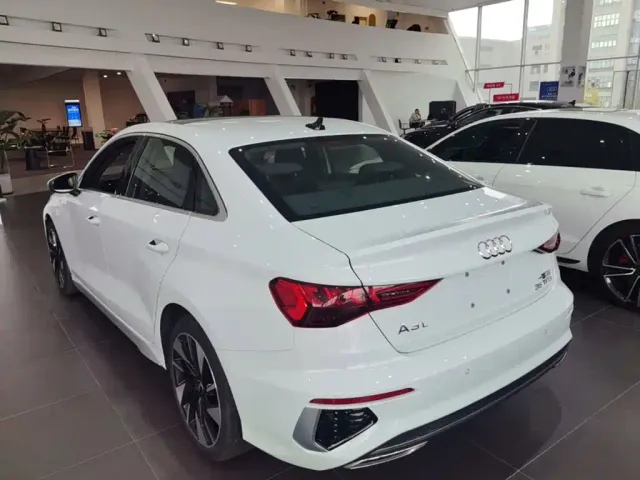 Audi A3 — Фото автомобиля 4