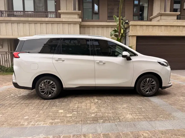 Maxus G50 — Фото автомобиля 4