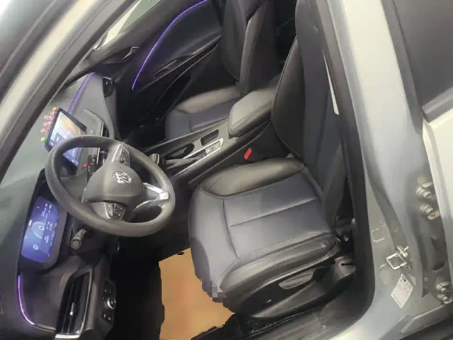 Buick Velite 6 — Фото автомобиля 14