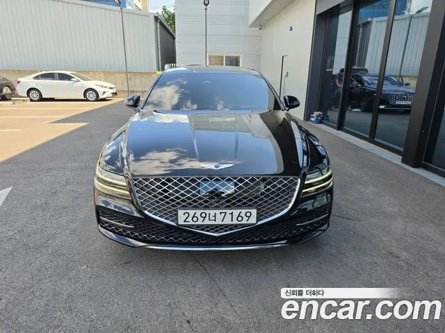 Фотография автомобиля — Genesis G80 RG3