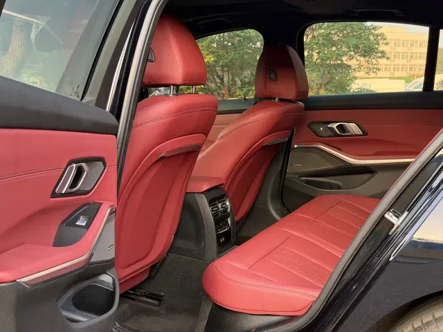 BMW 3 Series — Фото автомобиля 12