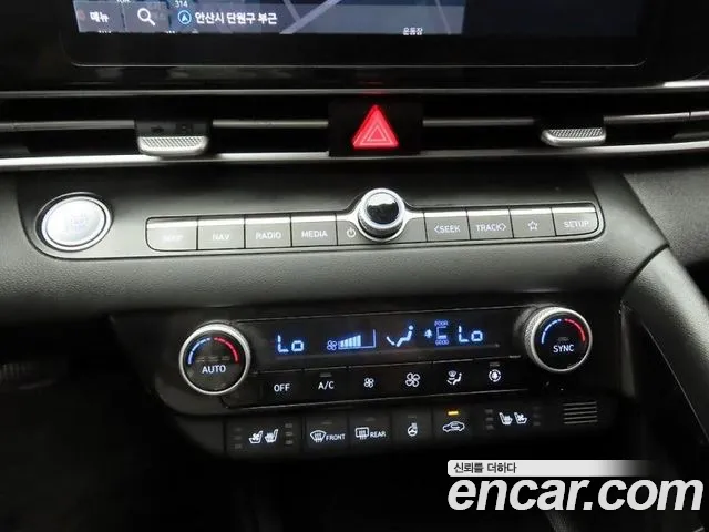 Hyundai Avante CN7 — Фото автомобиля 10