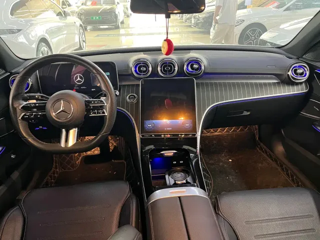 Mercedes-Benz C-Class — Фото автомобиля 4