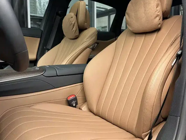 Mercedes-Benz E-Class — Фото автомобиля 16