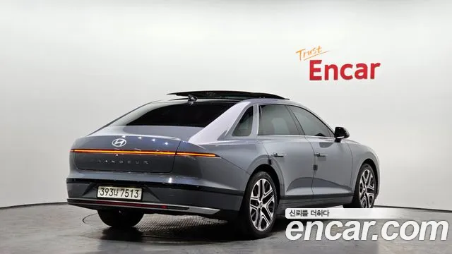 Hyundai Grandeur — Фото автомобиля 2
