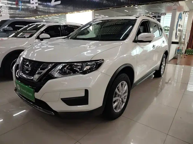 Фотография автомобиля — Nissan X-Trail