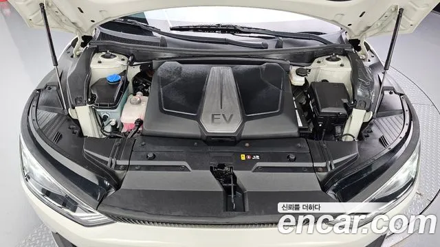 Kia EV6 — Фото автомобиля 6