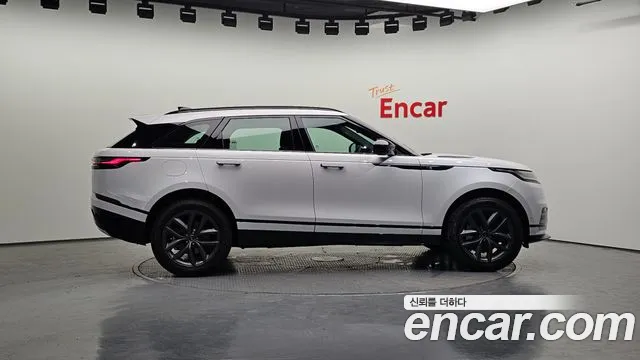 Land Rover Range Rover Velar Range Rover Velar 2.0 P250 Dynamic SE — Фото автомобиля 5