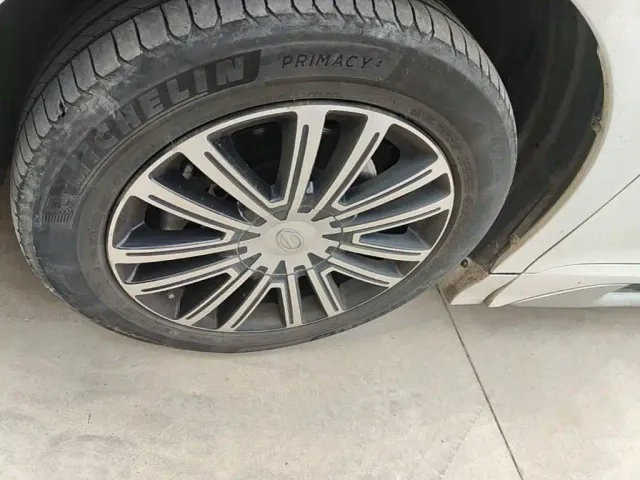 GAC Trumpchi M8 — Фото автомобиля 22