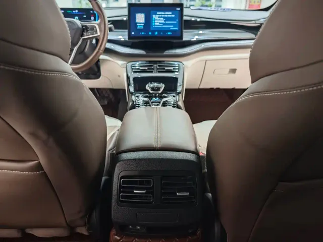 BYD Qin PLUS — Фото автомобиля 12