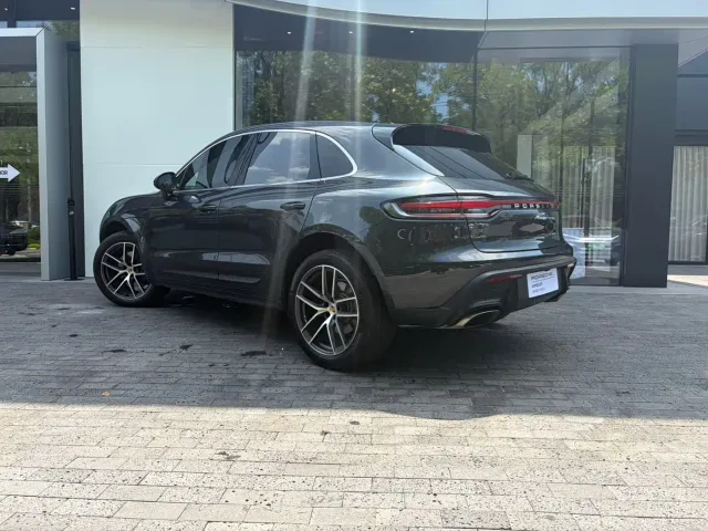 Porsche Macan — Фото автомобиля 5