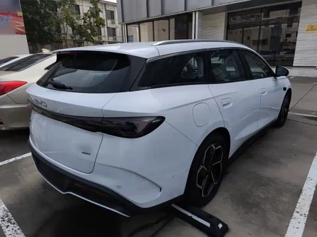 BYD Seal 06 DM-i Touring 2025 DM-i 150KM Flagship — Фото автомобиля 6