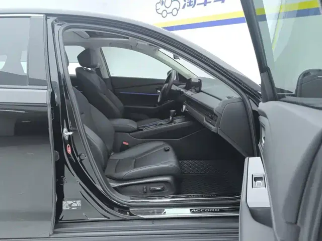 Honda Accord — Фото автомобиля 8