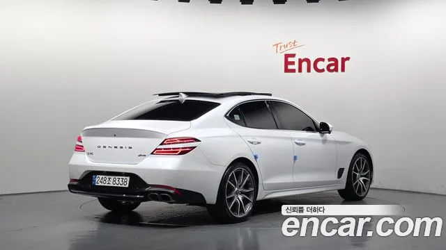 Genesis G70 New — Фото автомобиля 2
