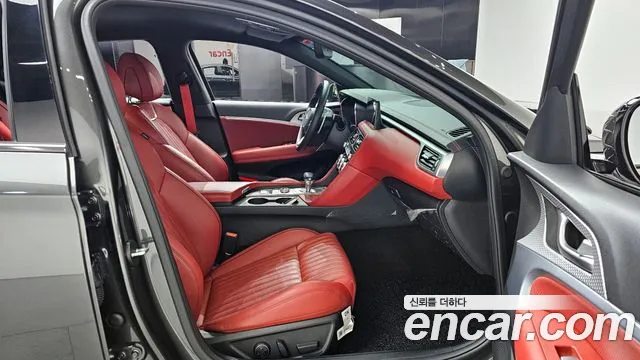 Genesis G70 — Фото автомобиля 10