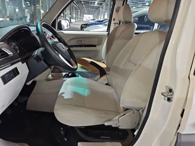 Jinbei New Hiace X30L — Фото автомобиля 14