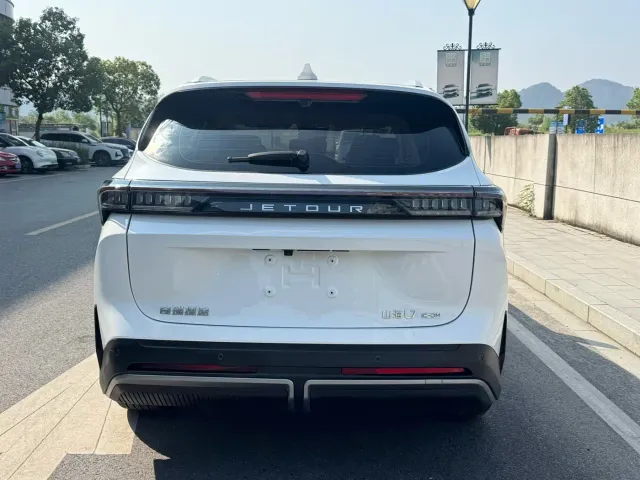 Jetour Shanhai L7 — Фото автомобиля 8
