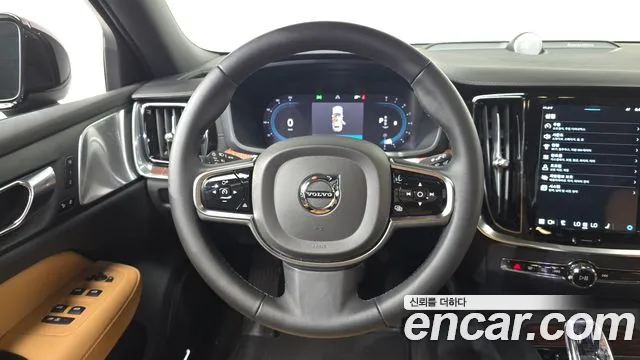 Вольво V60 V60 Cross Country 2 поколение B5 Ultimate AWD — Фото автомобиля 12