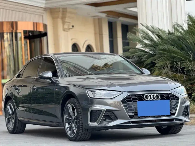 Audi A4L — Фото автомобиля 2