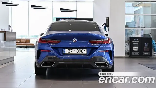 BMW 8-Series — Фото автомобиля 3