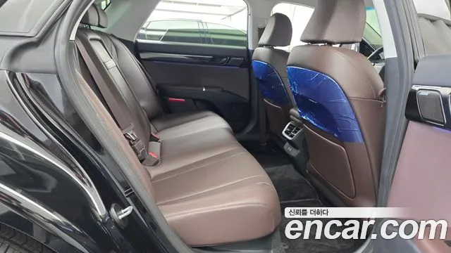 Hyundai Grandeur GN7 — Фото автомобиля 17