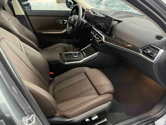 BMW 3 Series — Фото автомобиля 12