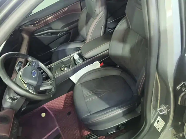 Ford Mondeo — Фото автомобиля 14