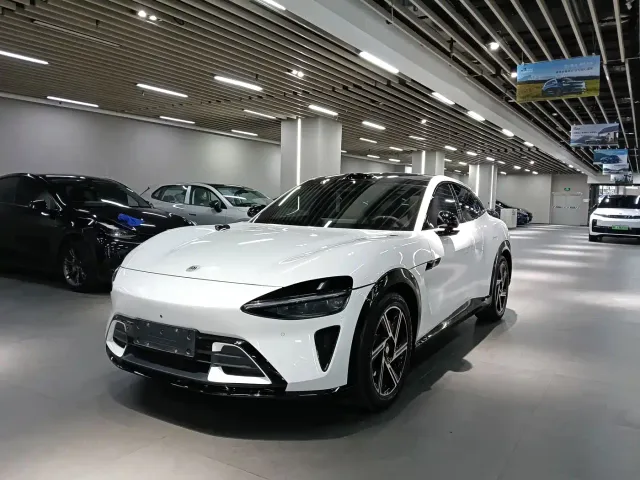 Фотография автомобиля — Xiaomi YU7