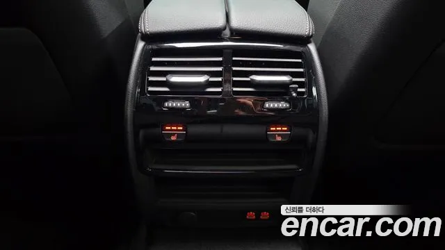 BMW 5 Series G30 — Фото автомобиля 26