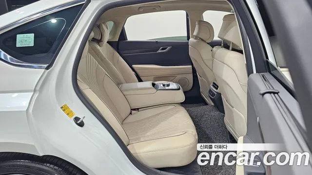 Genesis G80 RG3 — Фото автомобиля 18